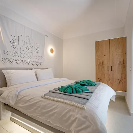 Ostria Apartment Akrotírion