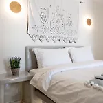 Ostria شقة *