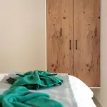 Ostria